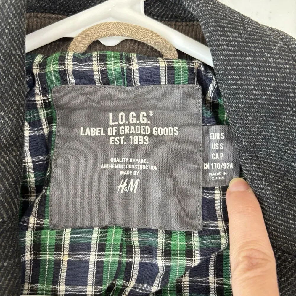 H&M features men
